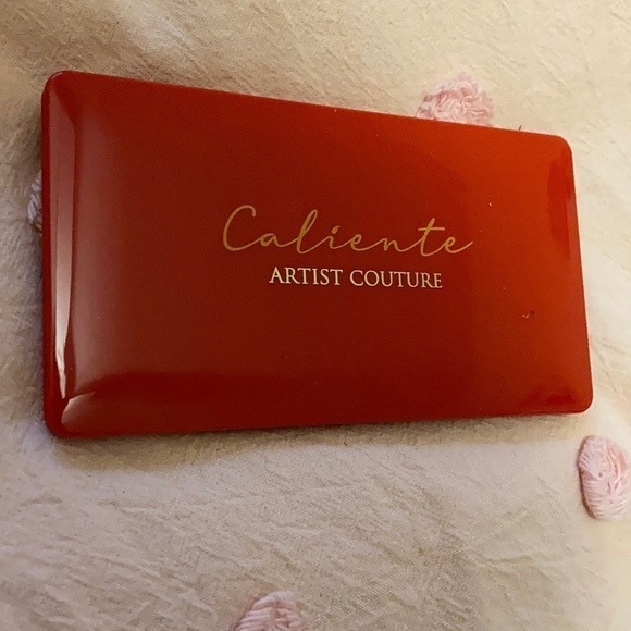 Artist couture Caliente palette - Picture 2 of 3